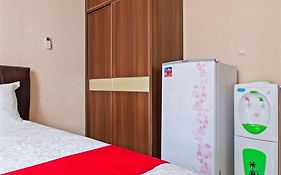 RedDoorz Syariah near Mercu Buana University